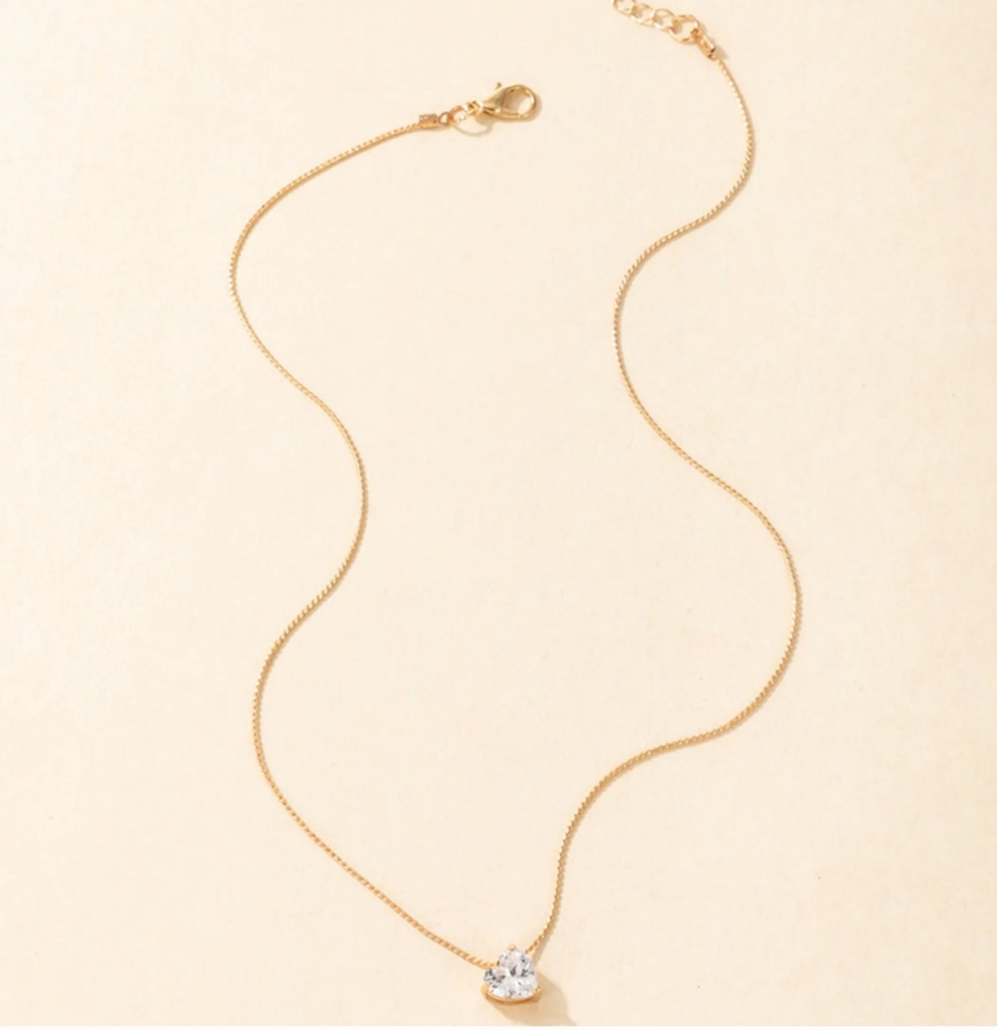 Gorgeous Zircon Diamond Studded Heart Shaped Clavicle Chain